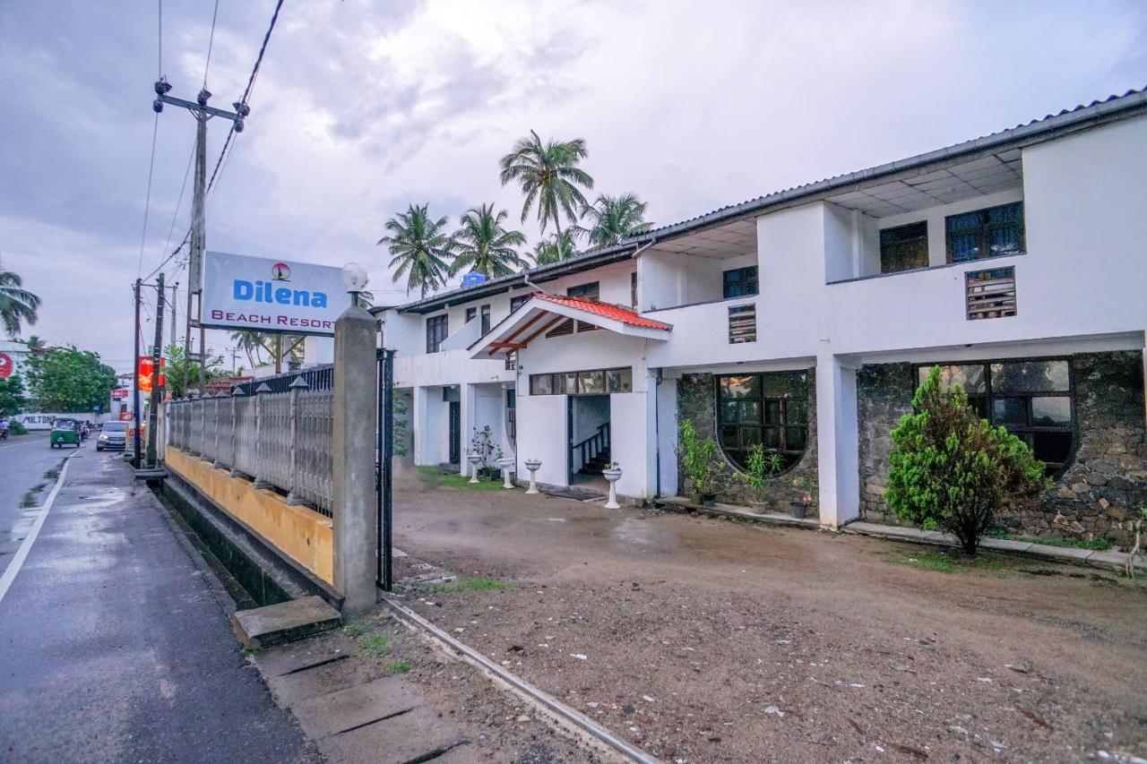 Oyo 384 Dilena Beach Resort Унаватуна Екстер'єр фото